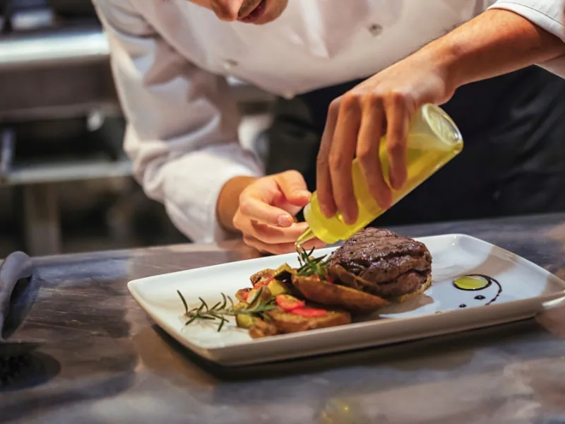 estratégia de venda e marketing de restaurantes e elaboração
